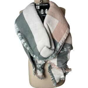 Envision Studio Blanket Wrap Color-Block Multicolor Scarf NWT